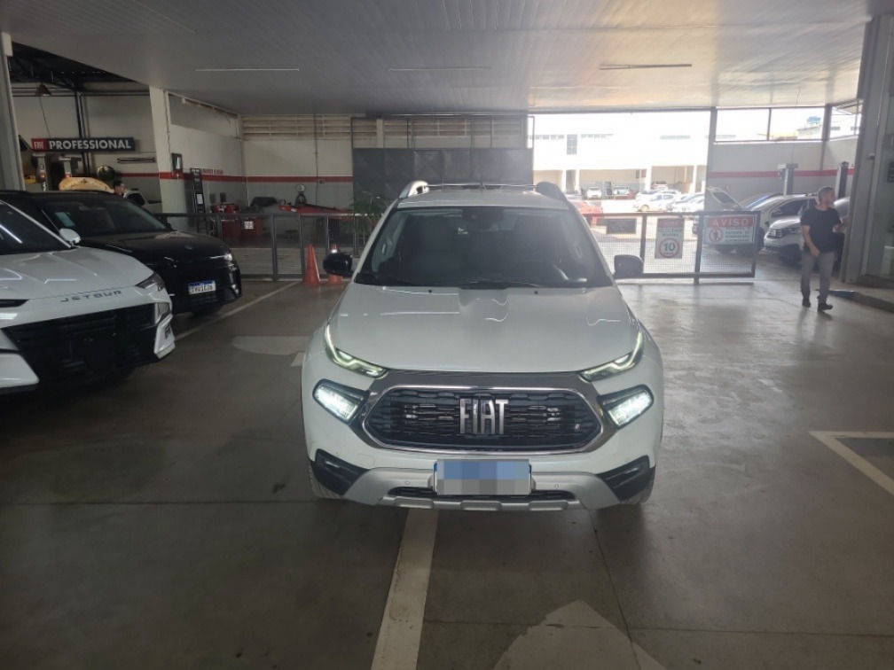 TORO 2.0 16V TURBO DIESEL VOLCANO 4WD AT91