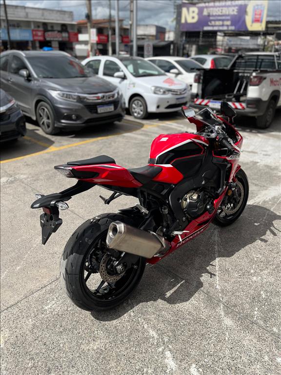HONDA CBR foto 4