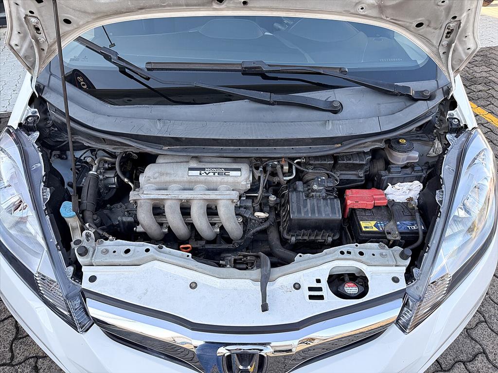 Honda Fit - 1.5 EX 16V FLEX 4P AUTOMÁTICO