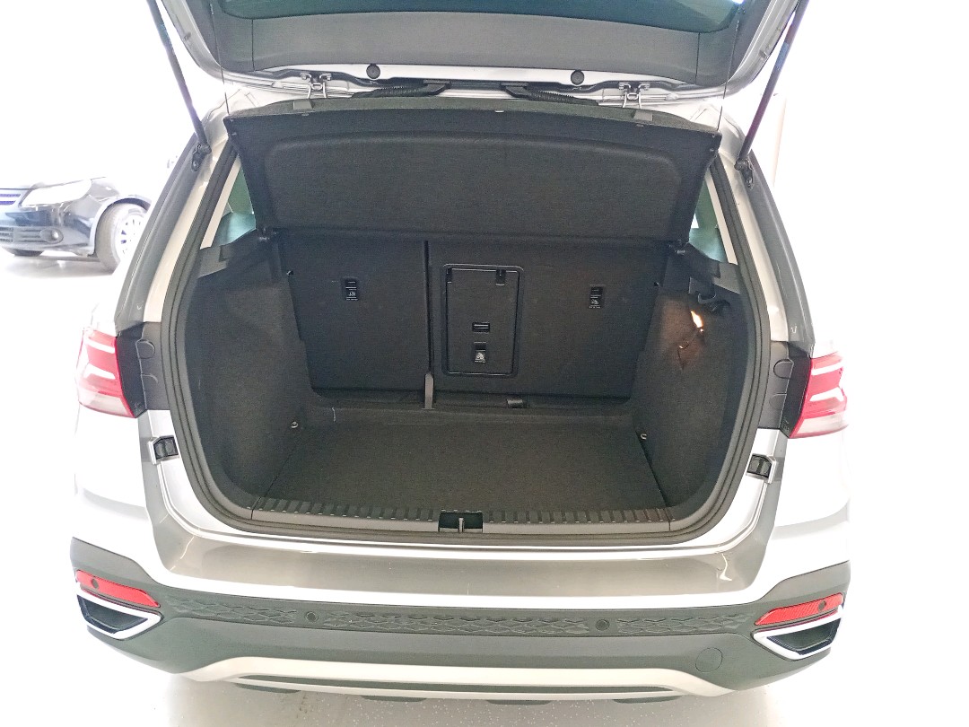 TAOS 1.4 250 TSI TOTAL FLEX COMFORTLINE AUTOMÁTICO12
