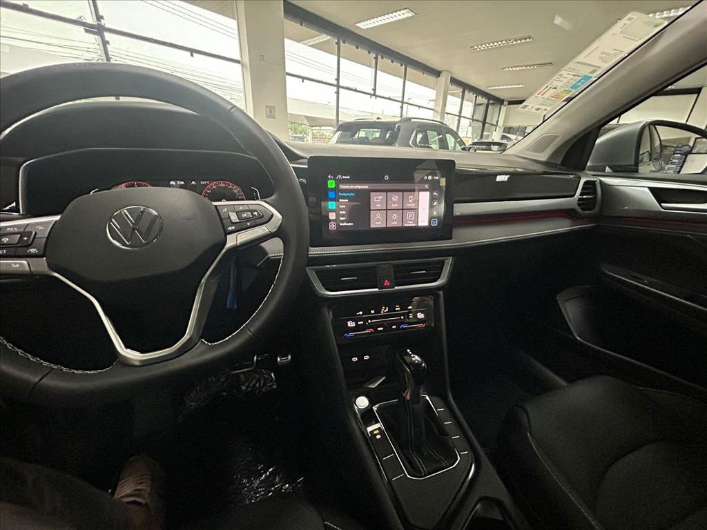 TAOS 1.4 250 TSI TOTAL FLEX HIGHLINE AUTOMÁTICO11