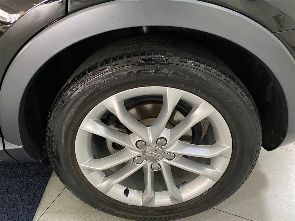 Q3 2.0 TFSI AMBIENTE QUATTRO 4P GASOLINA S TRONIC
