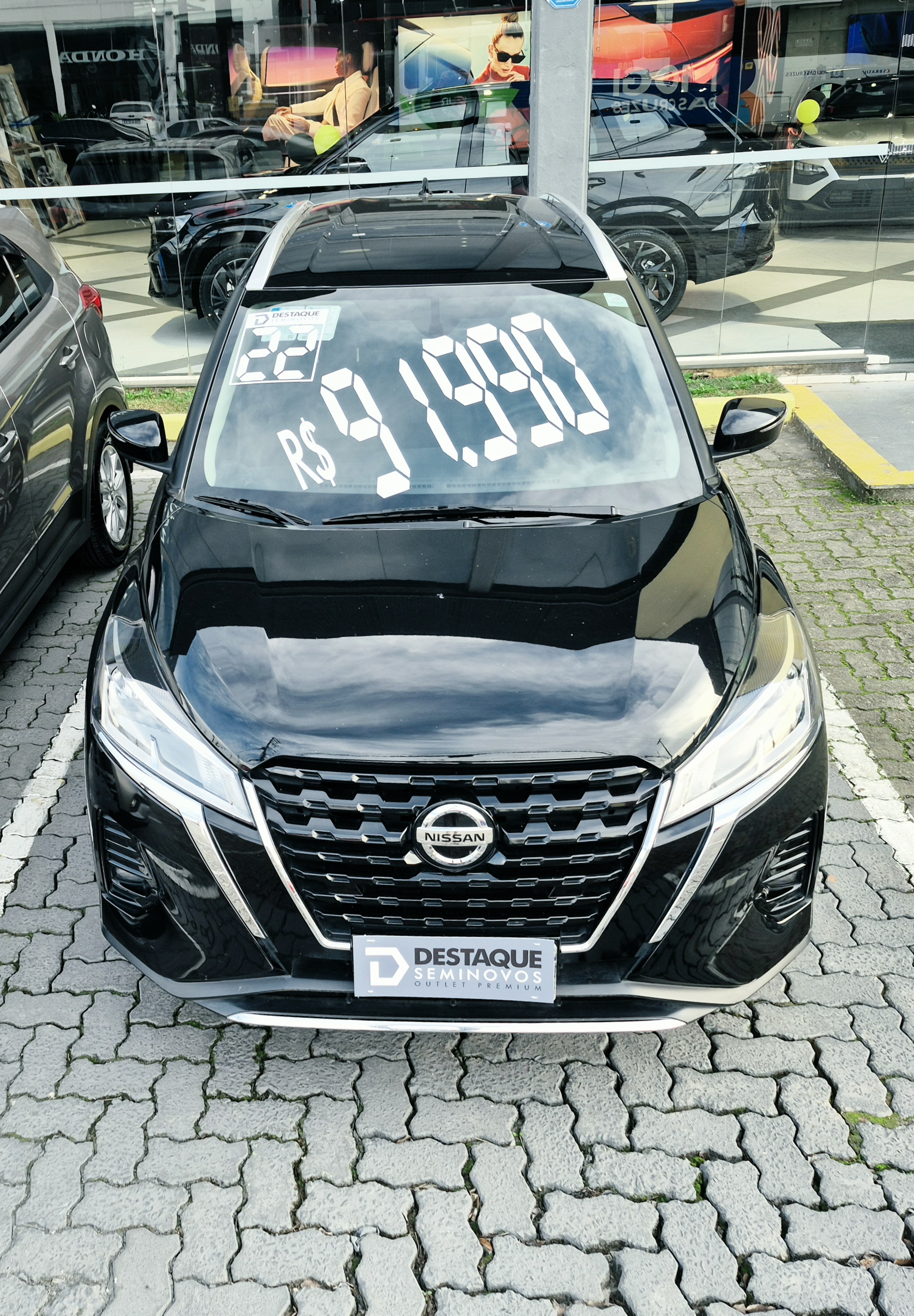 NISSAN KICKS