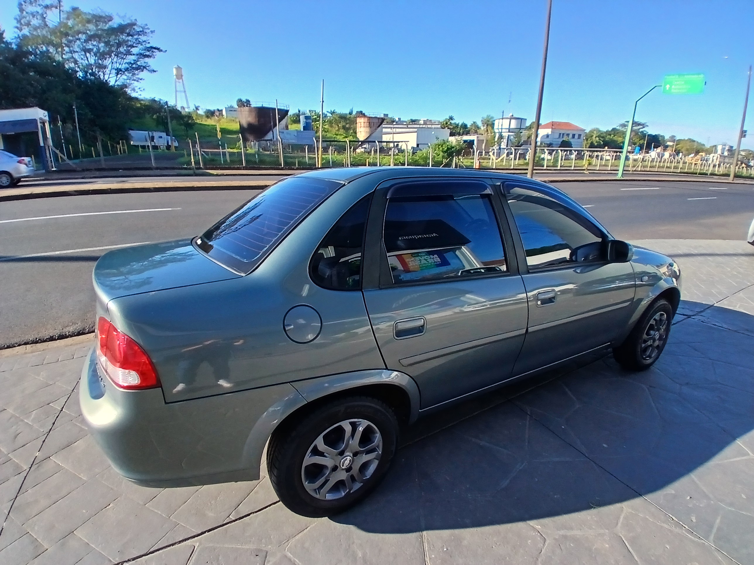 CLASSIC 1.0 MPFI LS 8V FLEX 4P MANUAL5