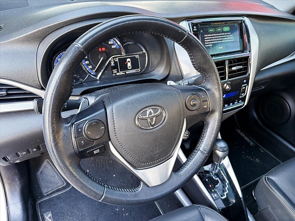 Toyota Yaris - 1.5 16V FLEX SEDAN XLS MULTIDRIVE