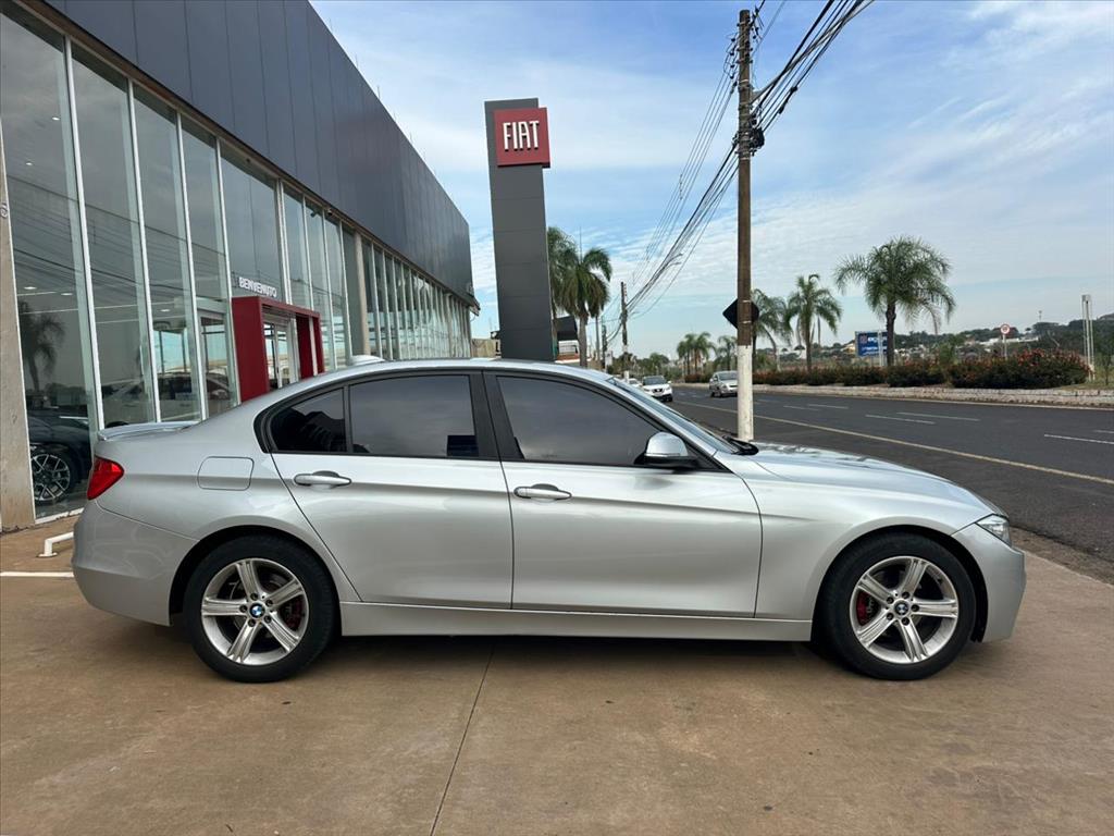 320i 2.0 16V TURBO ACTIVE FLEX 4P AUTOMÁTICO6