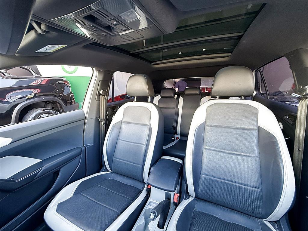 VOLKSWAGEN T-CROSS 1.4 250 TSI TOTAL FLEX HIGHLINE AUTOMÁTICO