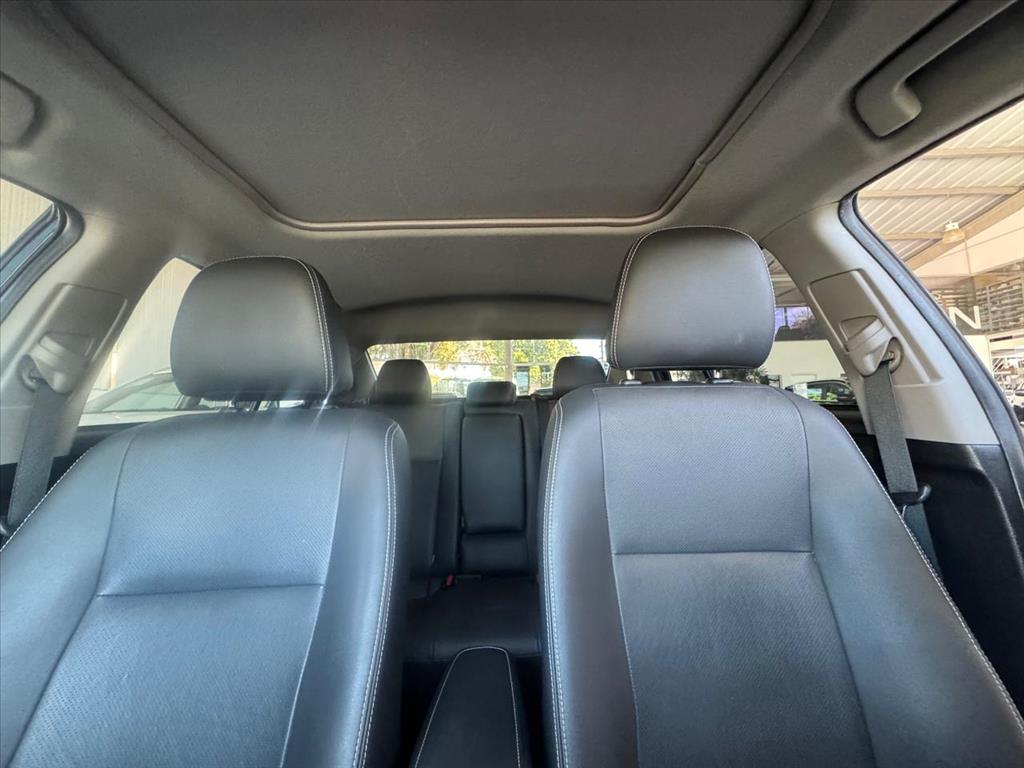 YARIS 1.5 16V FLEX SEDAN XLS MULTIDRIVE9 YARIS 1.5 16V FLEX SEDAN XLS MULTIDRIVE9