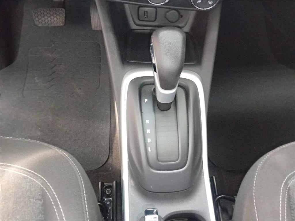 TRACKER 1.0 TURBO FLEX LT AUTOMÁTICO11