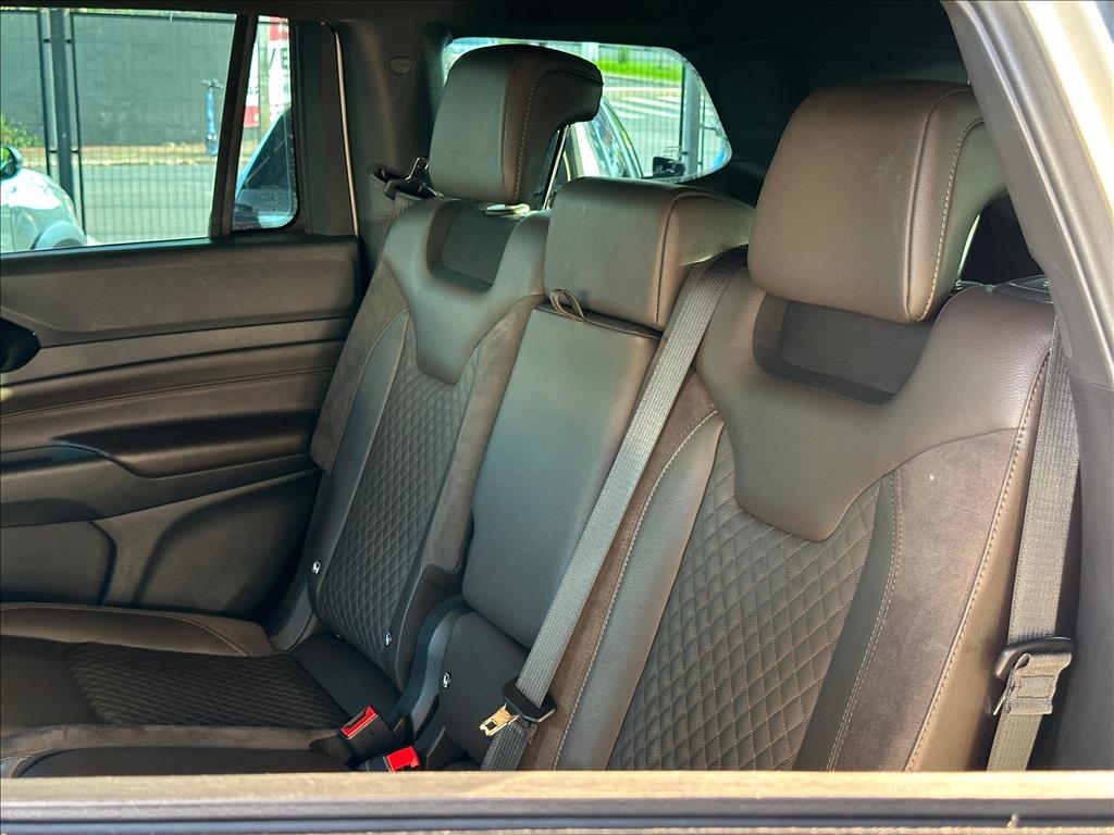 COMMANDER 1.3 T270 TURBO FLEX OVERLAND AT68
