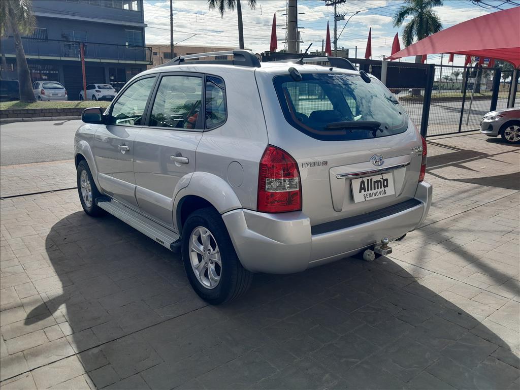 TUCSON 2.0 MPFI GLS 16V 143CV 2WD FLEX 4P AUTOMÁTICO TUCSON 2.0 MPFI GLS 16V 143CV 2WD FLEX 4P AUTOMÁTICO