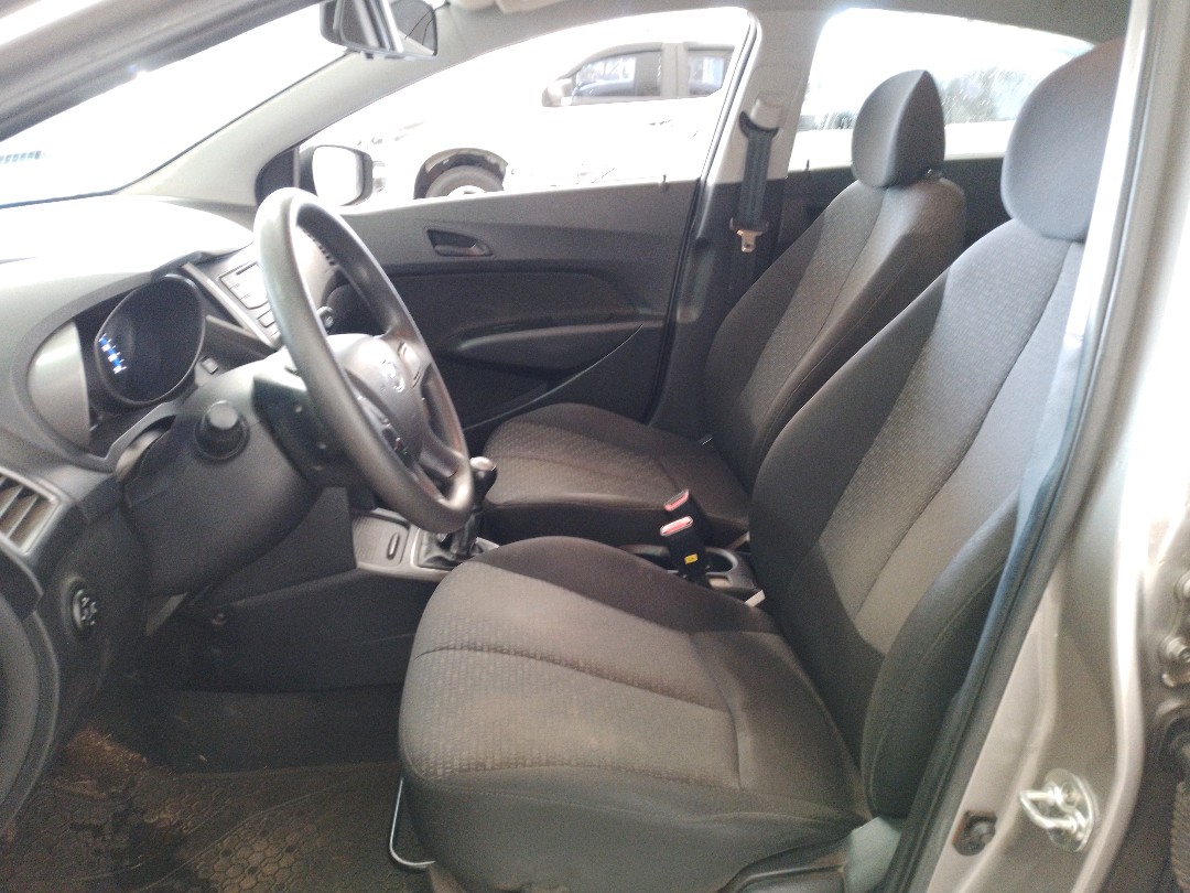 Hyundai-HB20-1.0 COMFORT PLUS 12V FLEX 4P MANUAL
