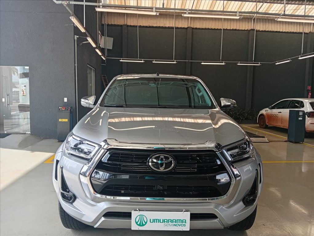 HILUX 2.8 D-4D TURBO DIESEL CD SRX 4X4 AUTOMÁTICO