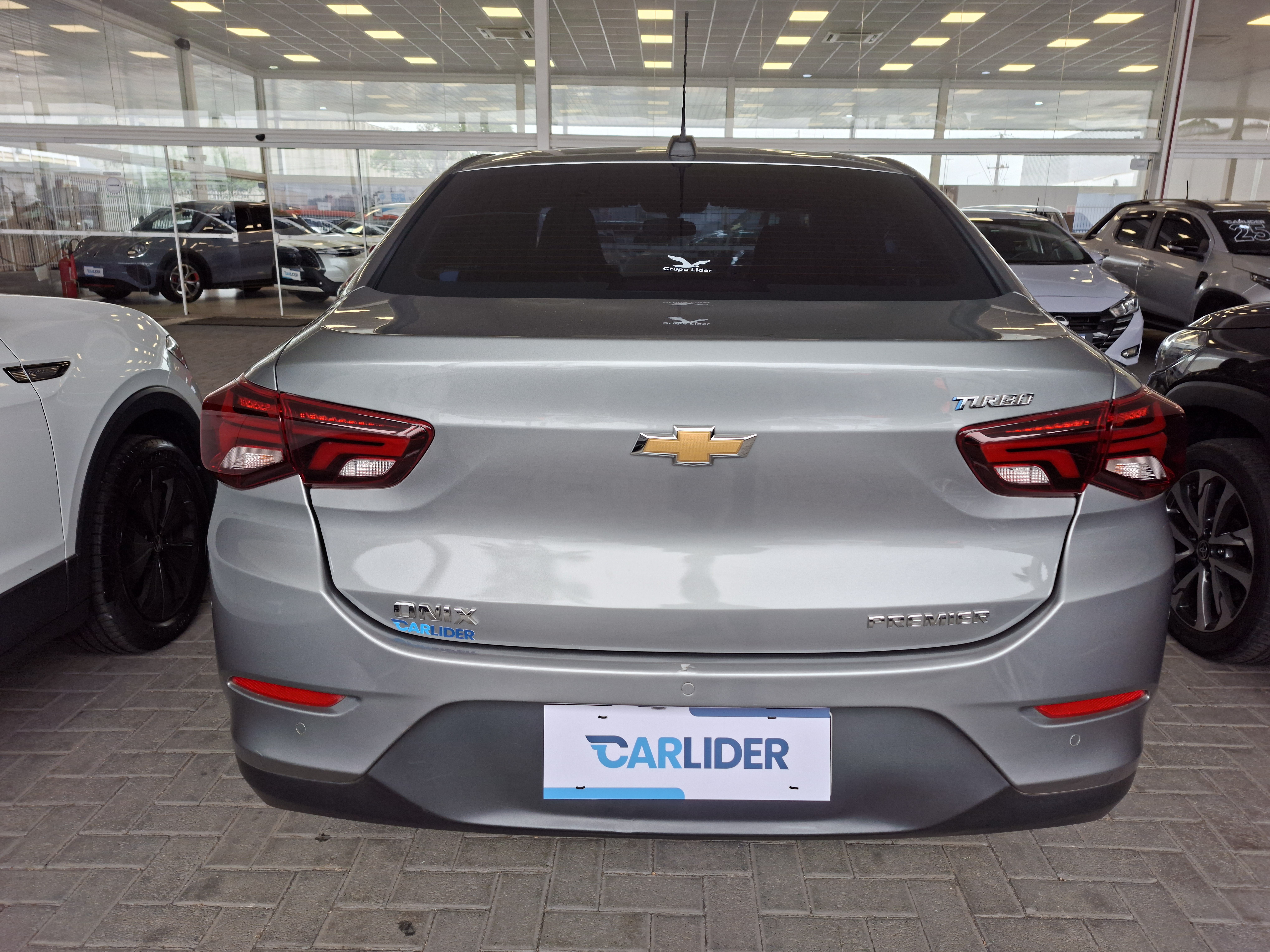 ONIX PLUS 1.0 TURBO FLEX PREMIER AUTOMÁTICO3