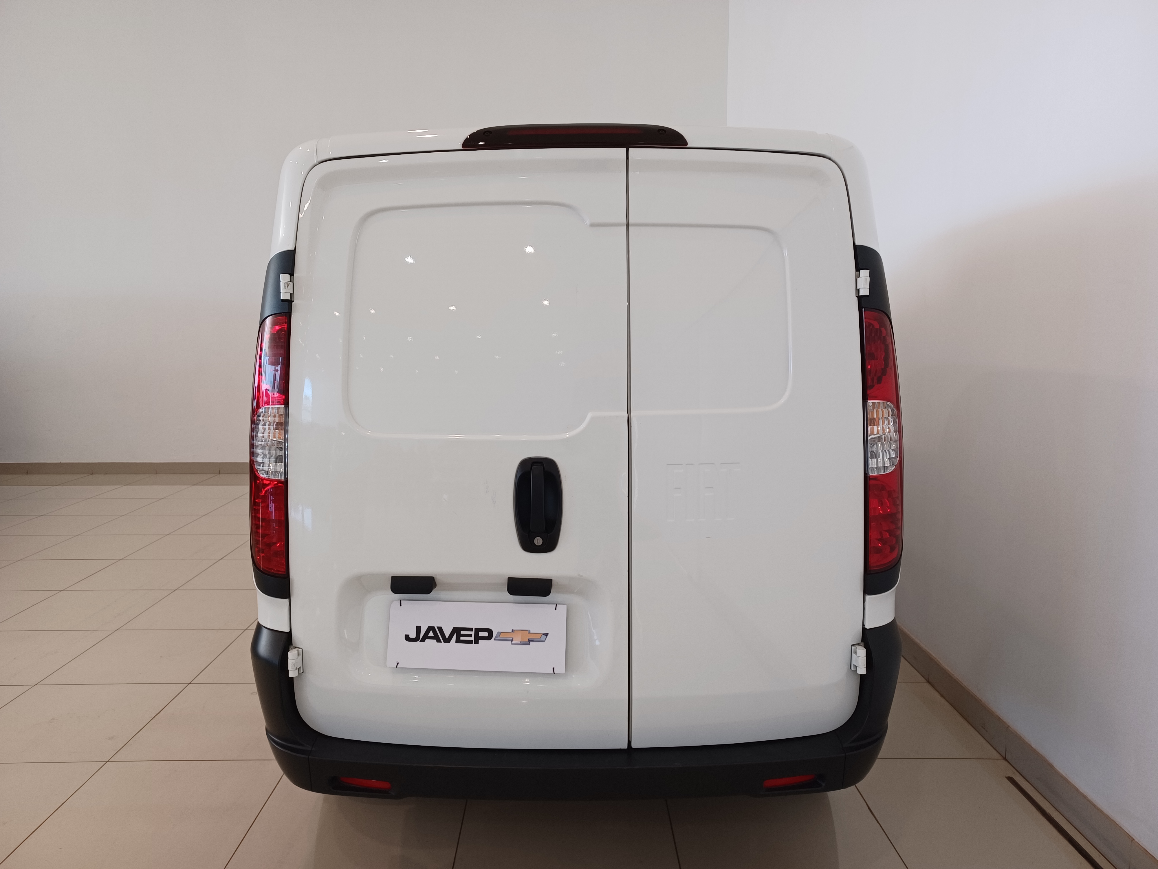 Fiat-FIORINO-1.4 MPI FURGÃO ENDURANCE 8V FLEX 2P MANUAL
