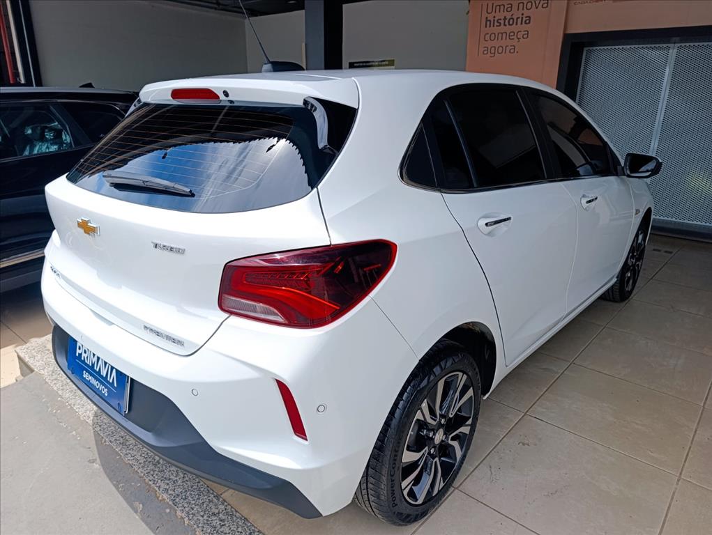 ONIX 1.0 TURBO FLEX PREMIER AUTOMÁTICO5