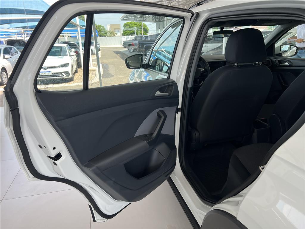 T-CROSS 1.0 200 TSI TOTAL FLEX SENSE AUTOMÁTICO16
