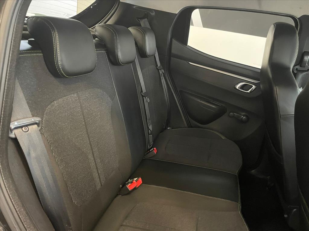 KWID 1.0 12V SCE FLEX OUTSIDER MANUAL