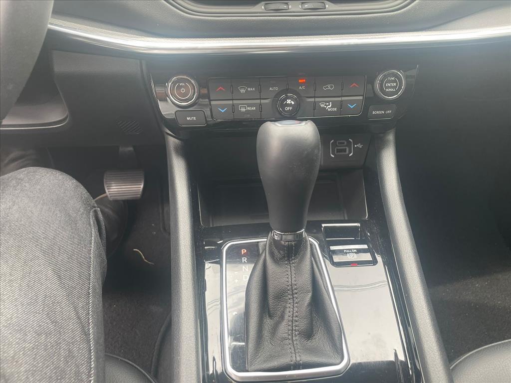 Jeep-COMPASS-1.3 T270 TURBO FLEX LIMITED AT6