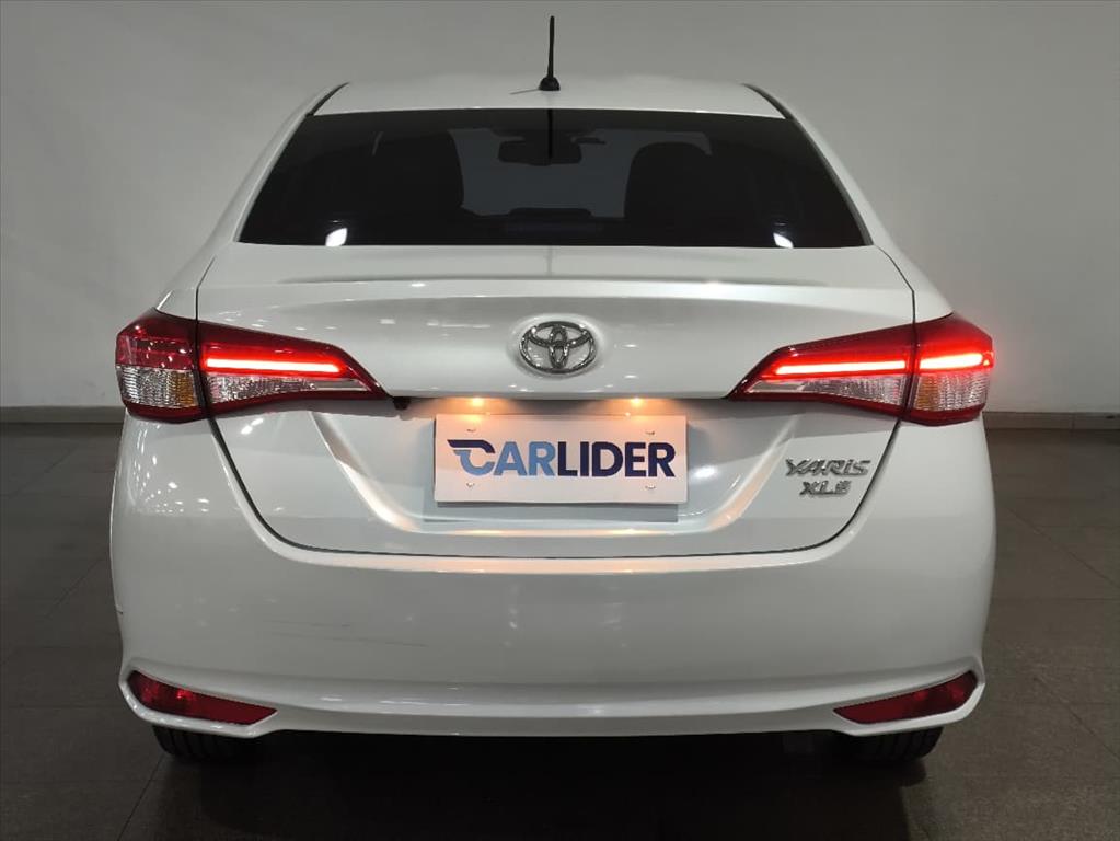 YARIS 1.5 16V FLEX SEDAN XLS MULTIDRIVE13
