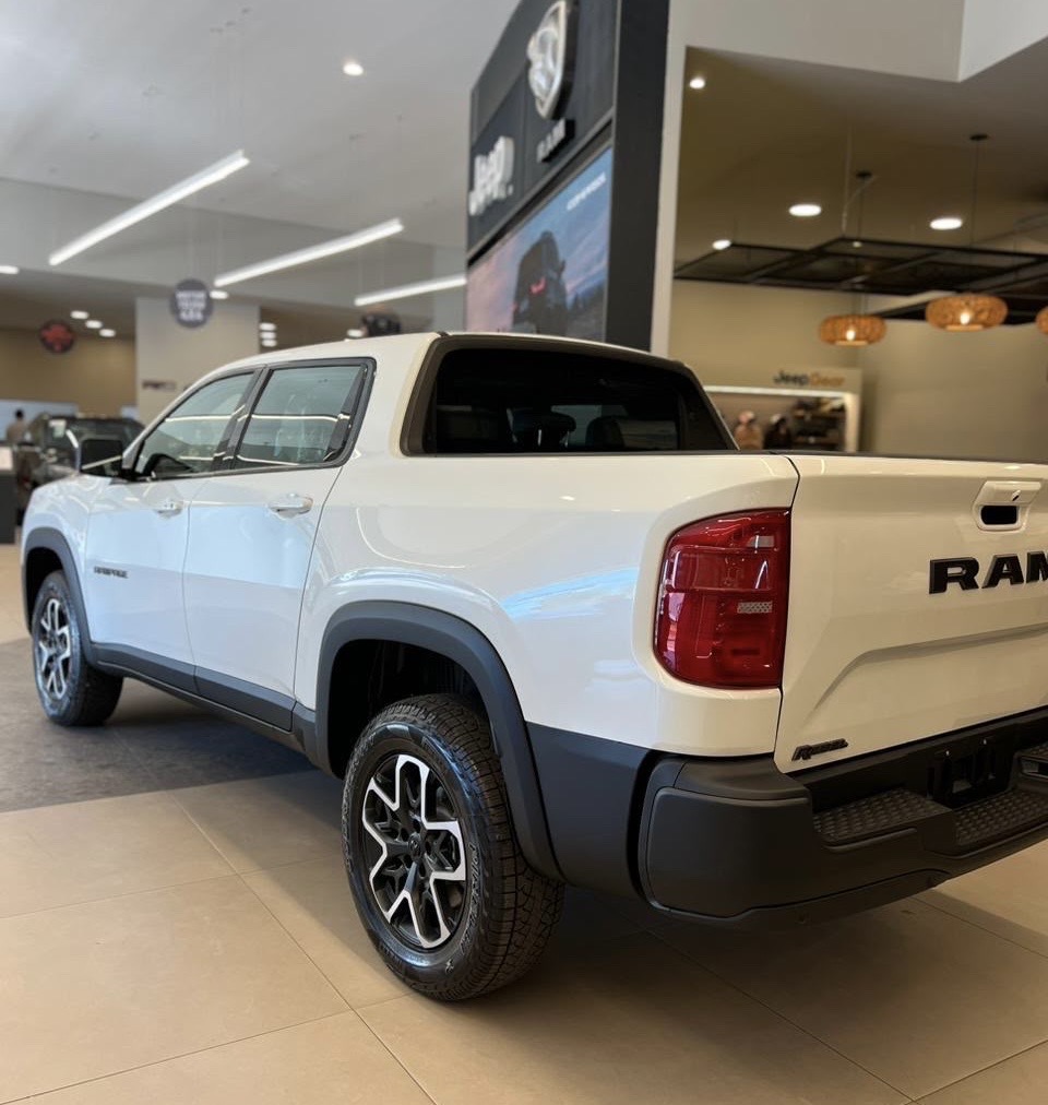 RAMPAGE 2.2 TURBO DIESEL REBEL 4X4 AUTOMÁTICO10