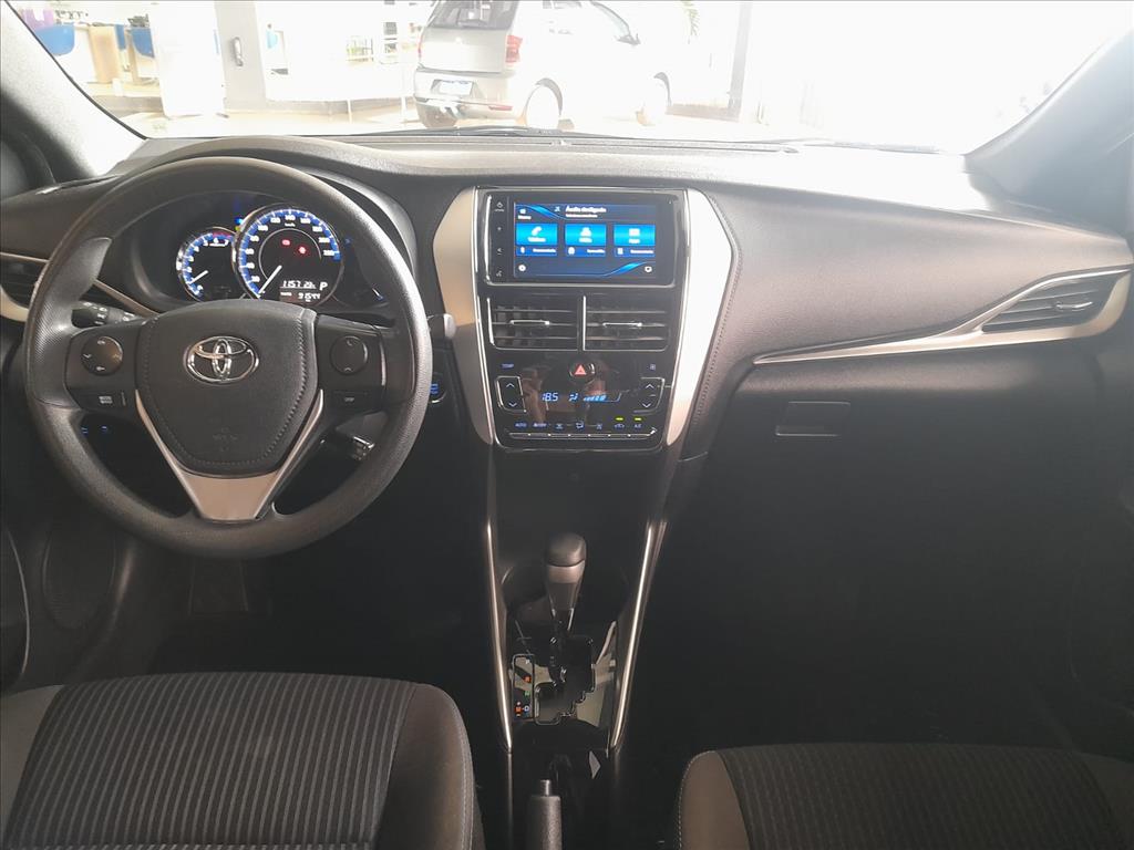 YARIS 1.3 16V FLEX XL PLUS TECH MULTIDRIVE9