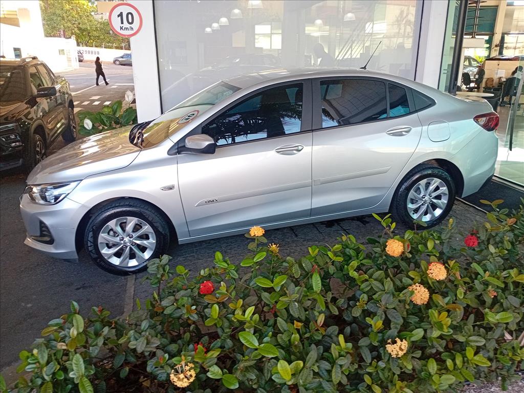 ONIX PLUS 1.0 TURBO FLEX LT AUTOMÁTICO