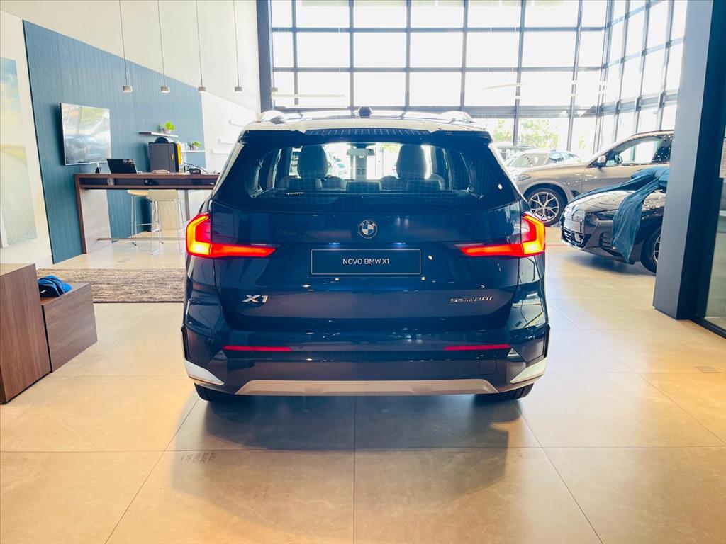 X1 2.0 16V TURBO GASOLINA SDRIVE20I X-LINE STEPTRONIC8