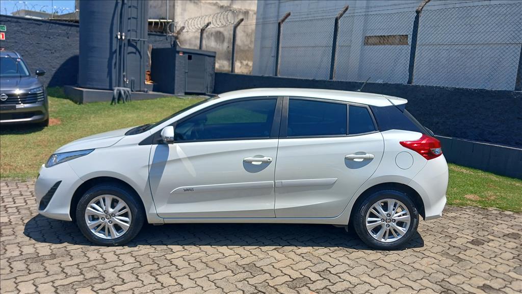 YARIS 1.3 16V FLEX XL MULTIDRIVE5