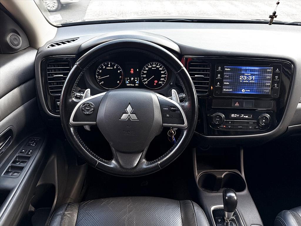 Mitsubishi Outlander - 2.0 16V GASOLINA 4P AUTOMÁTICO
