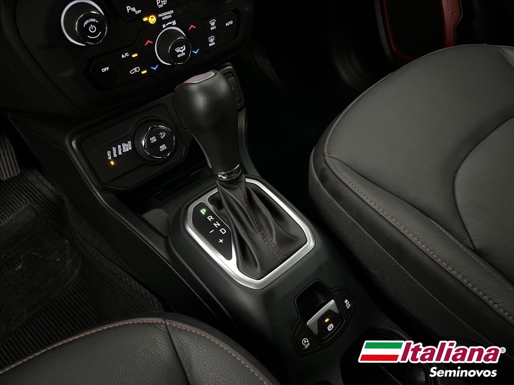 RENEGADE 1.3 T270 TURBO FLEX TRAILHAWK 4X4 AT911