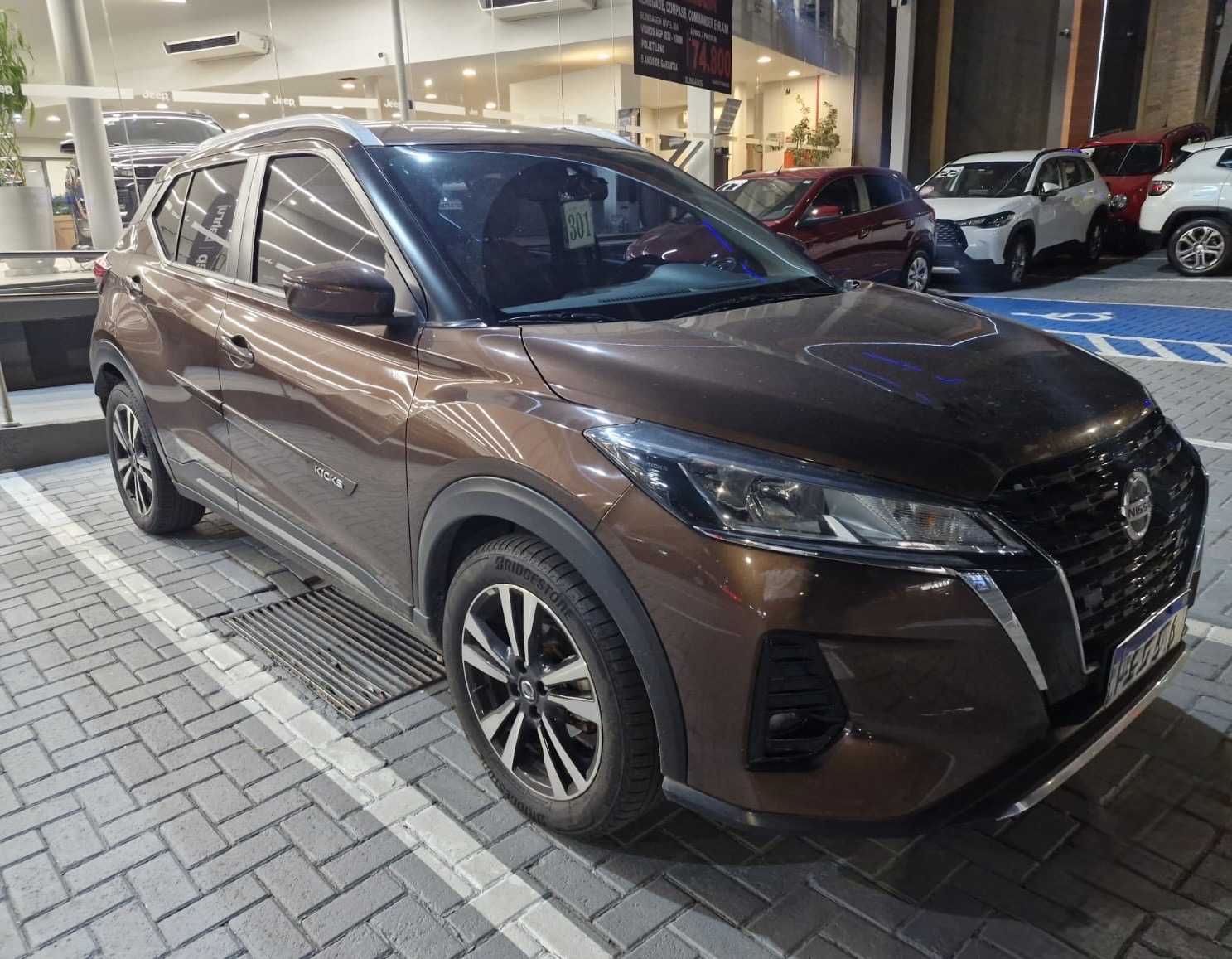 KICKS 1.6 16V FLEXSTART ADVANCE XTRONIC13