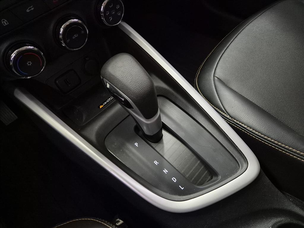 ONIX PLUS 1.0 TURBO FLEX PREMIER AUTOMÁTICO
