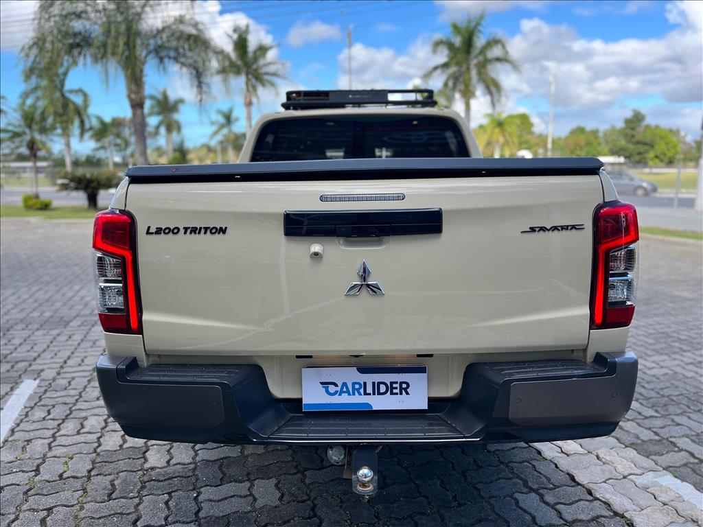 L200 TRITON 2.4 16V TURBO DIESEL SPORT SAVANA CD 4P 4X4 AUTOMÁTICO4