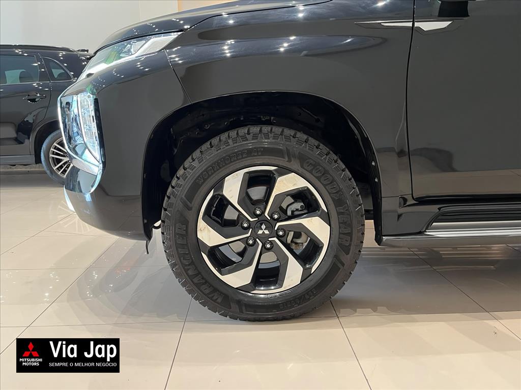 Mitsubishi-PAJERO SPORT-2.4 16V MIVEC TURBO DIESEL HPE-S AWD AUTOMÁTICO