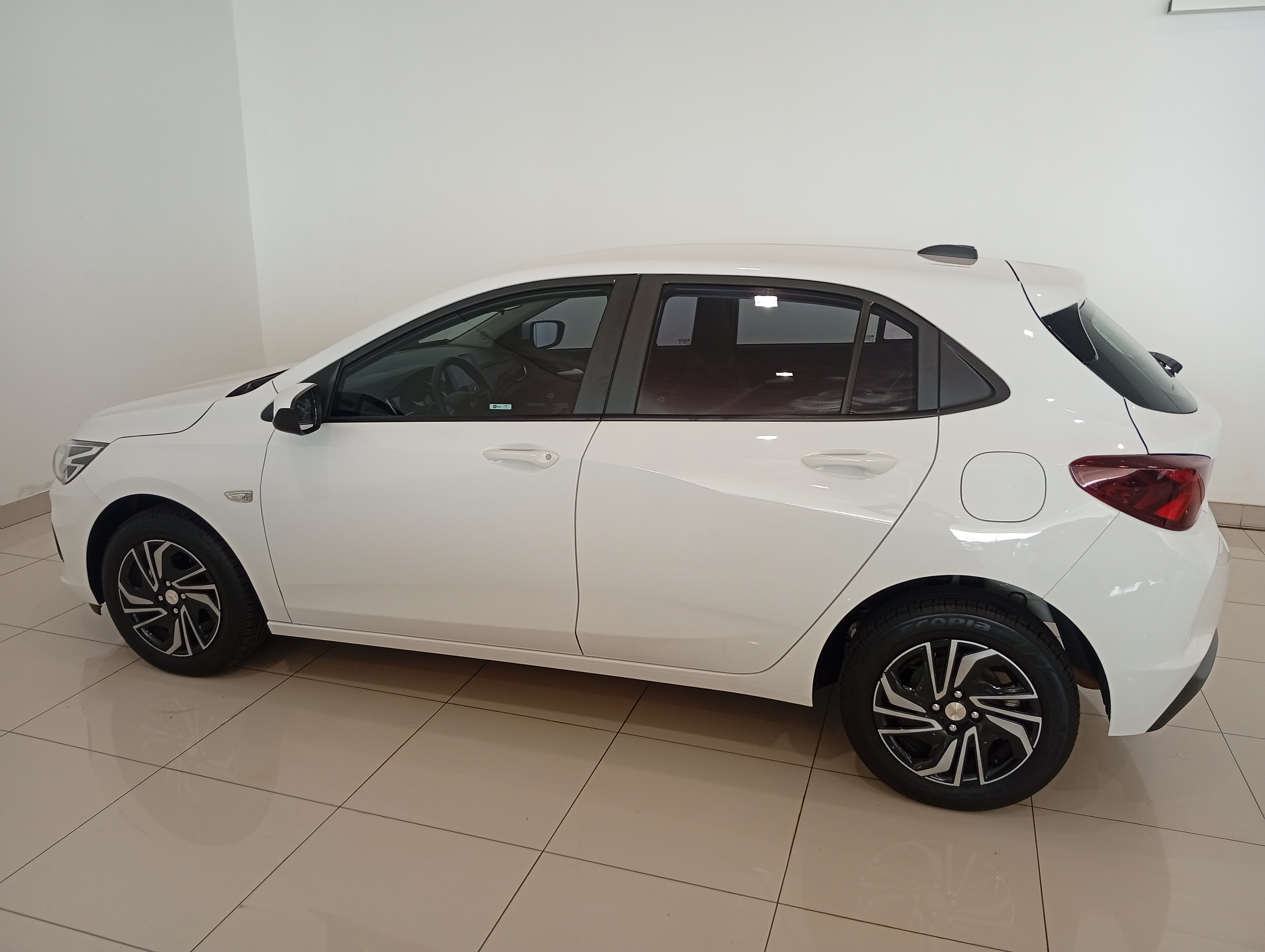 Chevrolet Onix 1.0 Turbo Flex LT Manual - foto 6