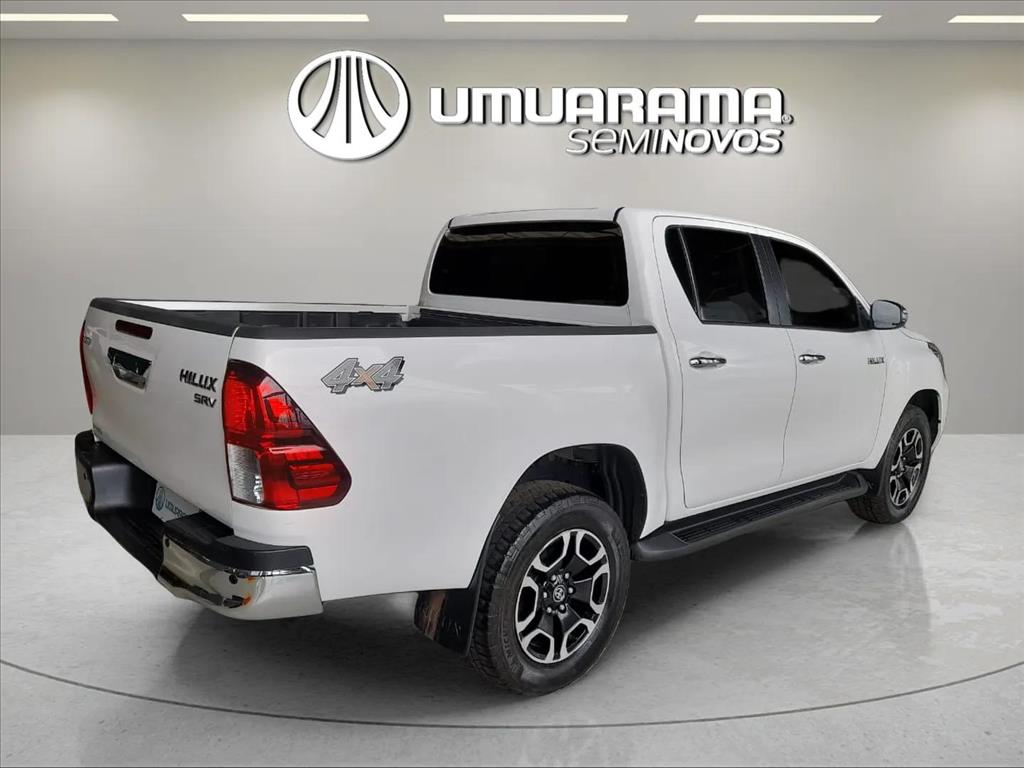 HILUX 2.8 D-4D TURBO DIESEL CD SRV 4X4 AUTOMÁTICO4