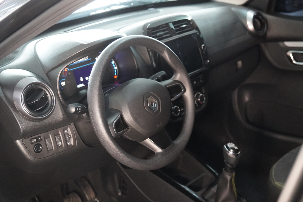 KWID 1.0 12V SCE FLEX OUTSIDER MANUAL7