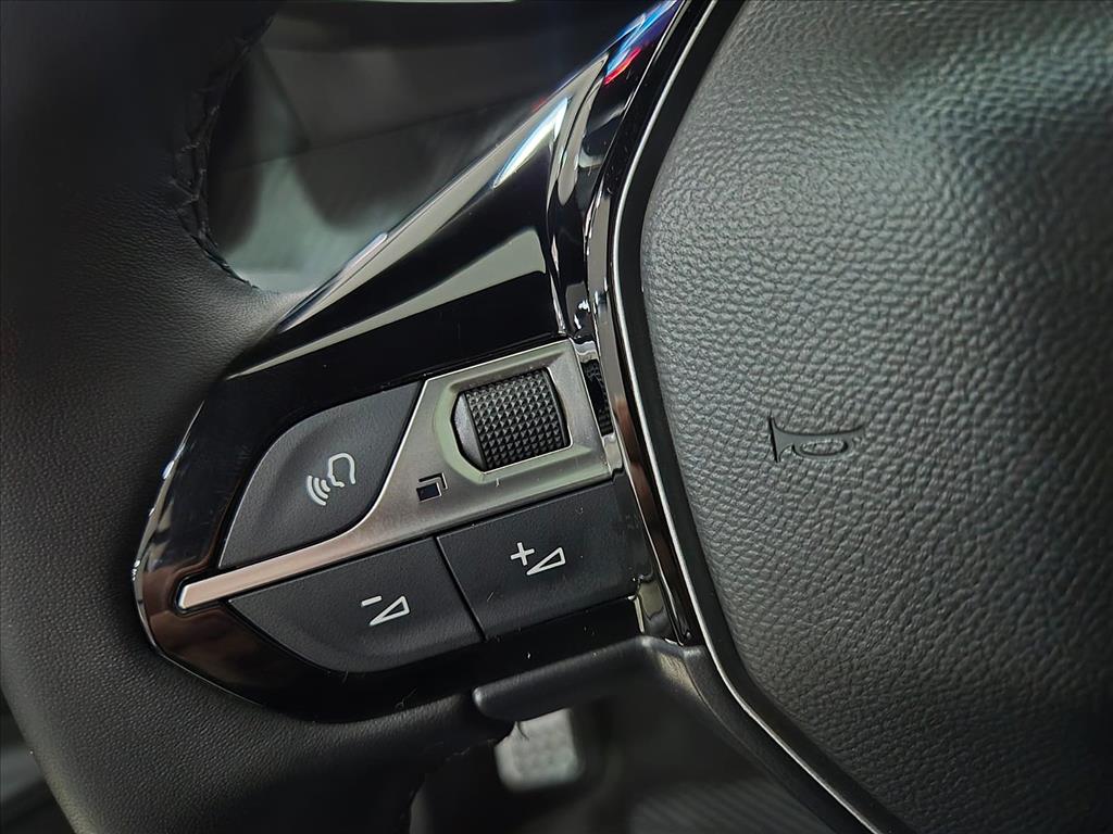 Peugeot-208-1.0 TURBO 200 FLEX STYLE CVT