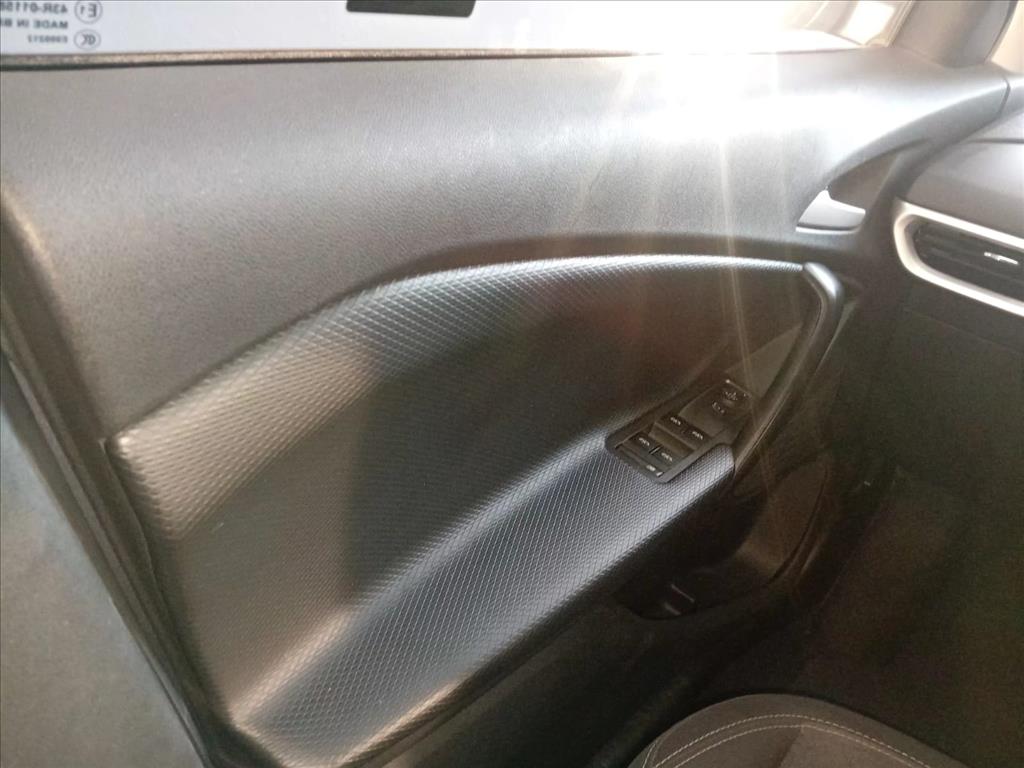 TRACKER 1.0 TURBO FLEX LT AUTOMÁTICO14