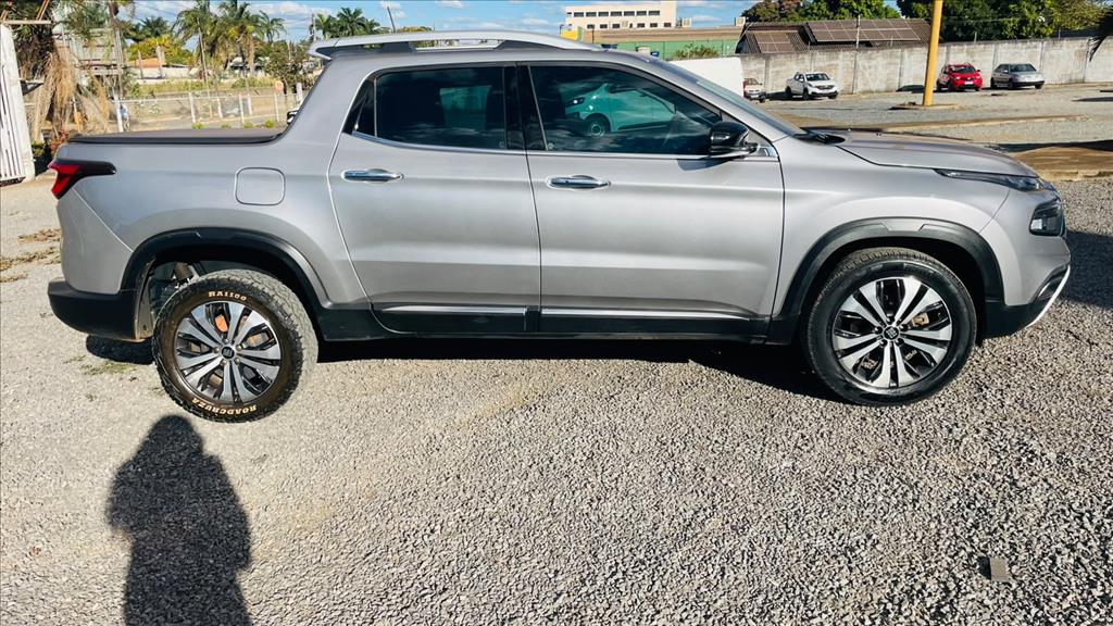 TORO 2.0 16V TURBO DIESEL VOLCANO 4WD AT91