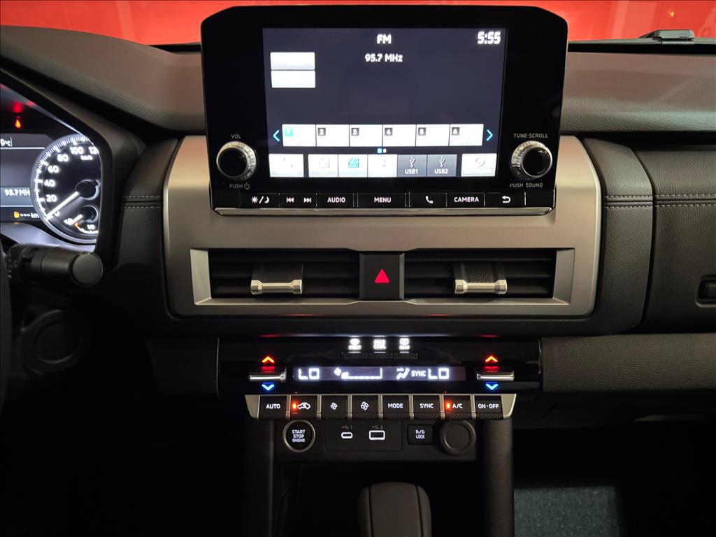 Mitsubishi-TRITON-2.4 BITURBO DIESEL CD HPE-S 4X4 AUTOMÁTICO