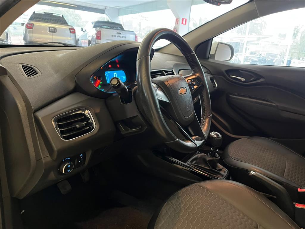 ONIX 1.4 MPFI LTZ 8V FLEX 4P MANUAL10