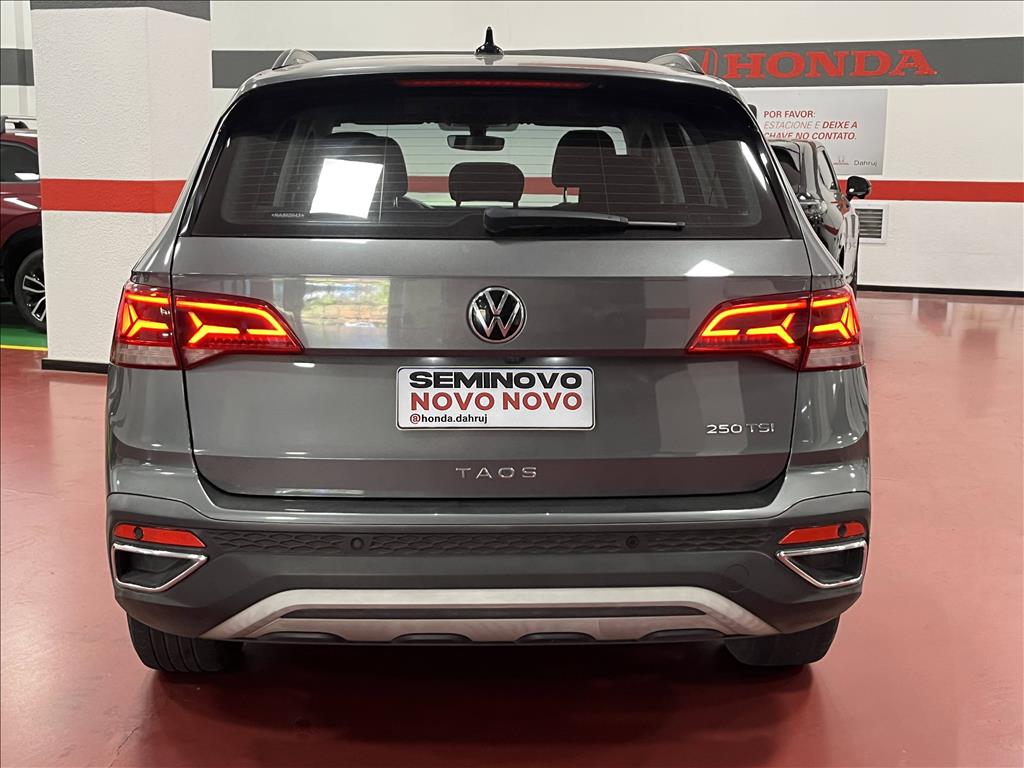 TAOS 1.4 250 TSI TOTAL FLEX COMFORTLINE AUTOMÁTICO14