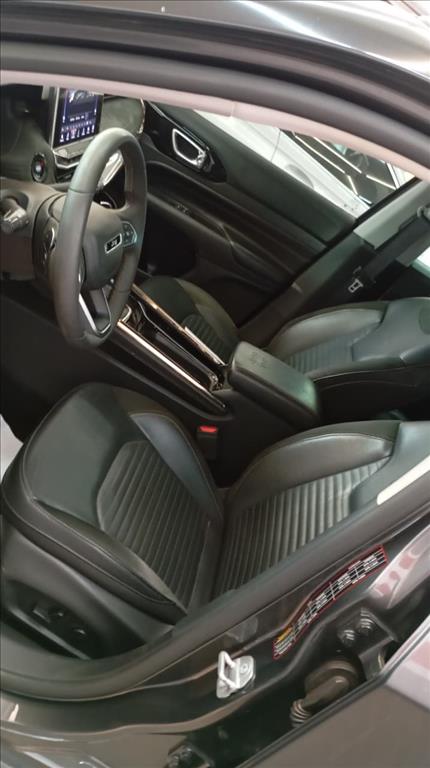 COMMANDER 1.3 T270 TURBO FLEX LIMITED AT66