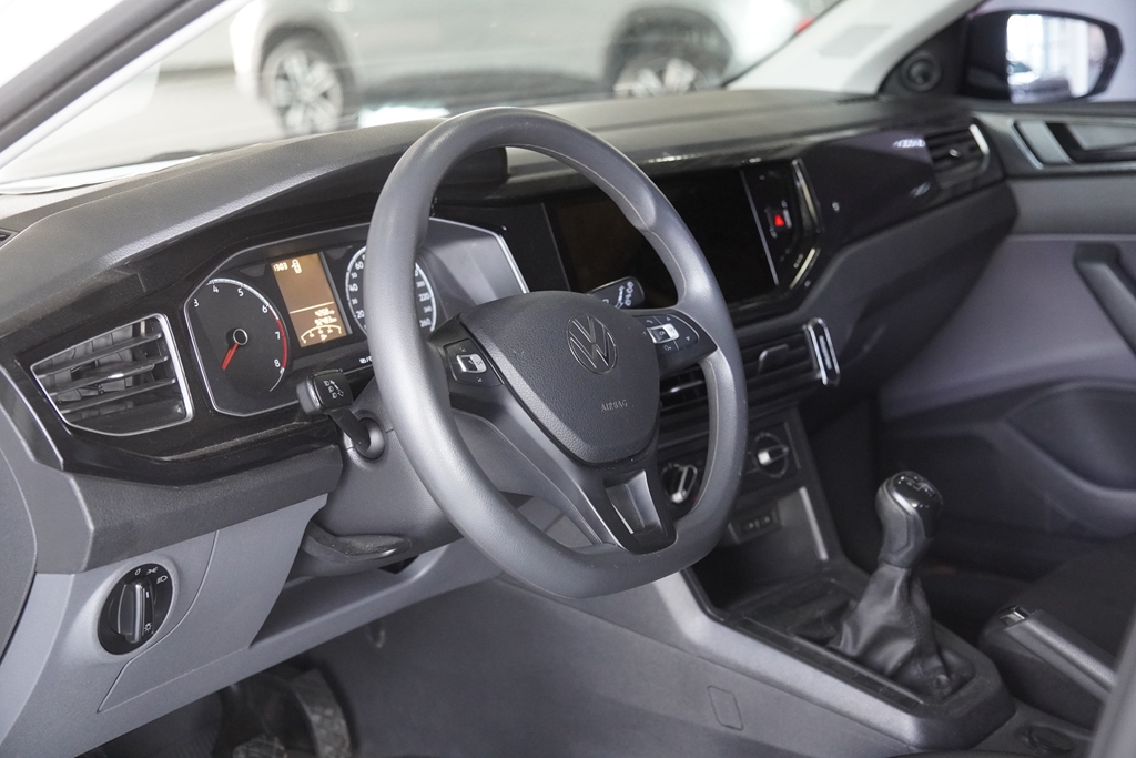 POLO 1.0 MPI TRACK MANUAL12