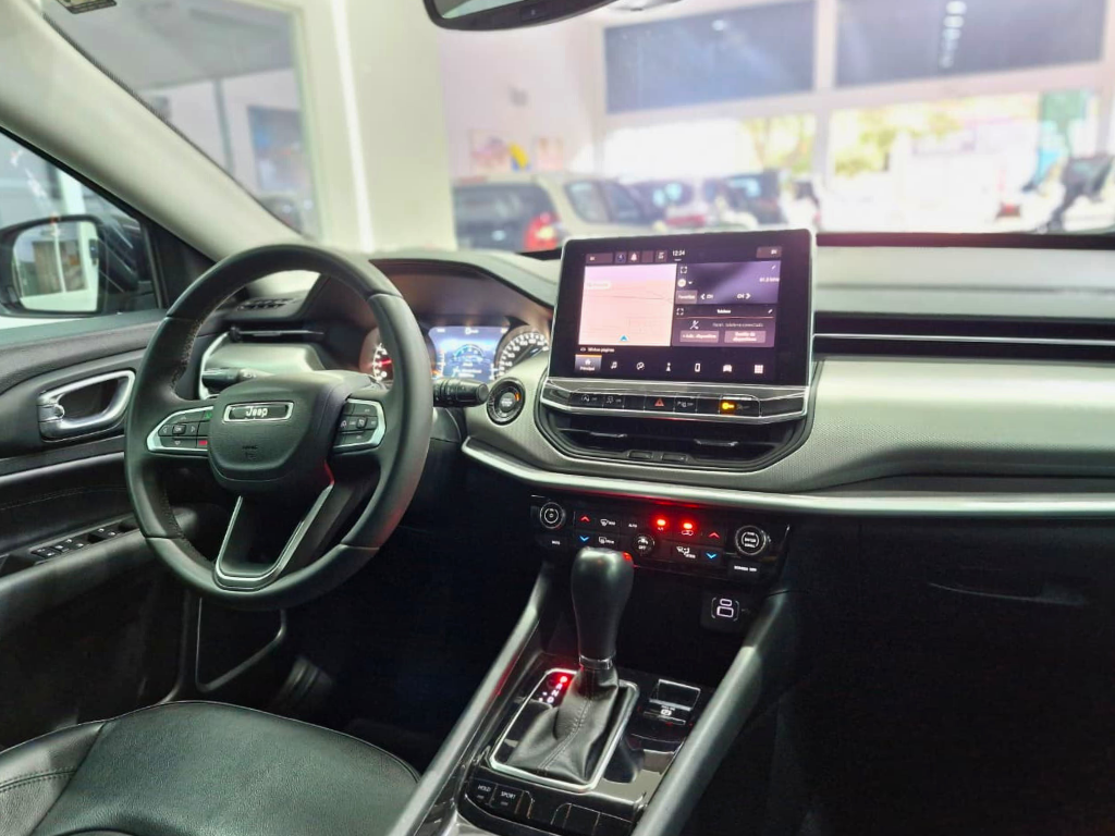 COMPASS 1.3 T270 TURBO FLEX LONGITUDE AT69