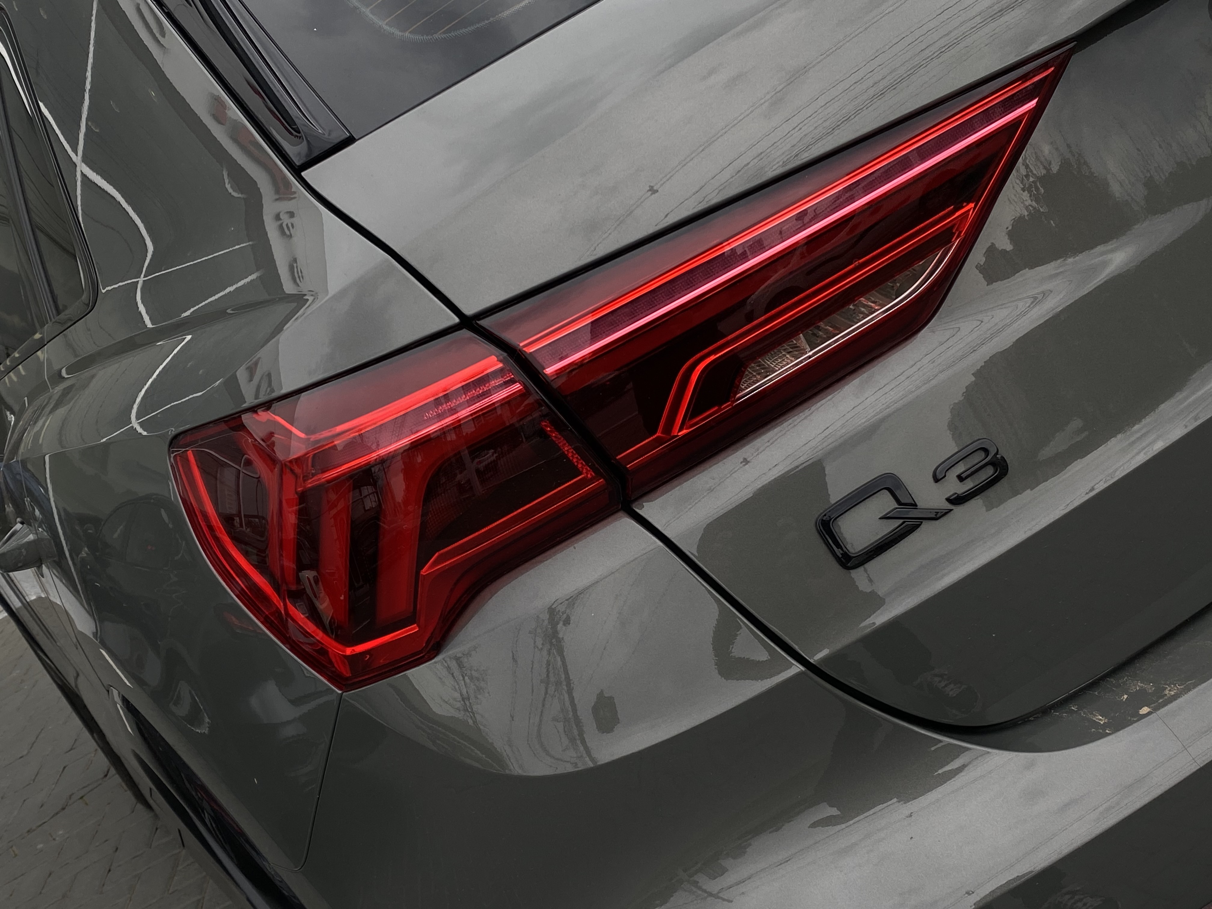 Q3 2.0 40 TFSI GASOLINA PERFORMANCE BLACK QUATTRO TIPTRONIC6