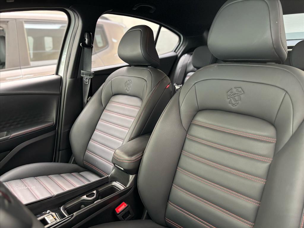 FASTBACK 1.3 TURBO 270 FLEX ABARTH AT66