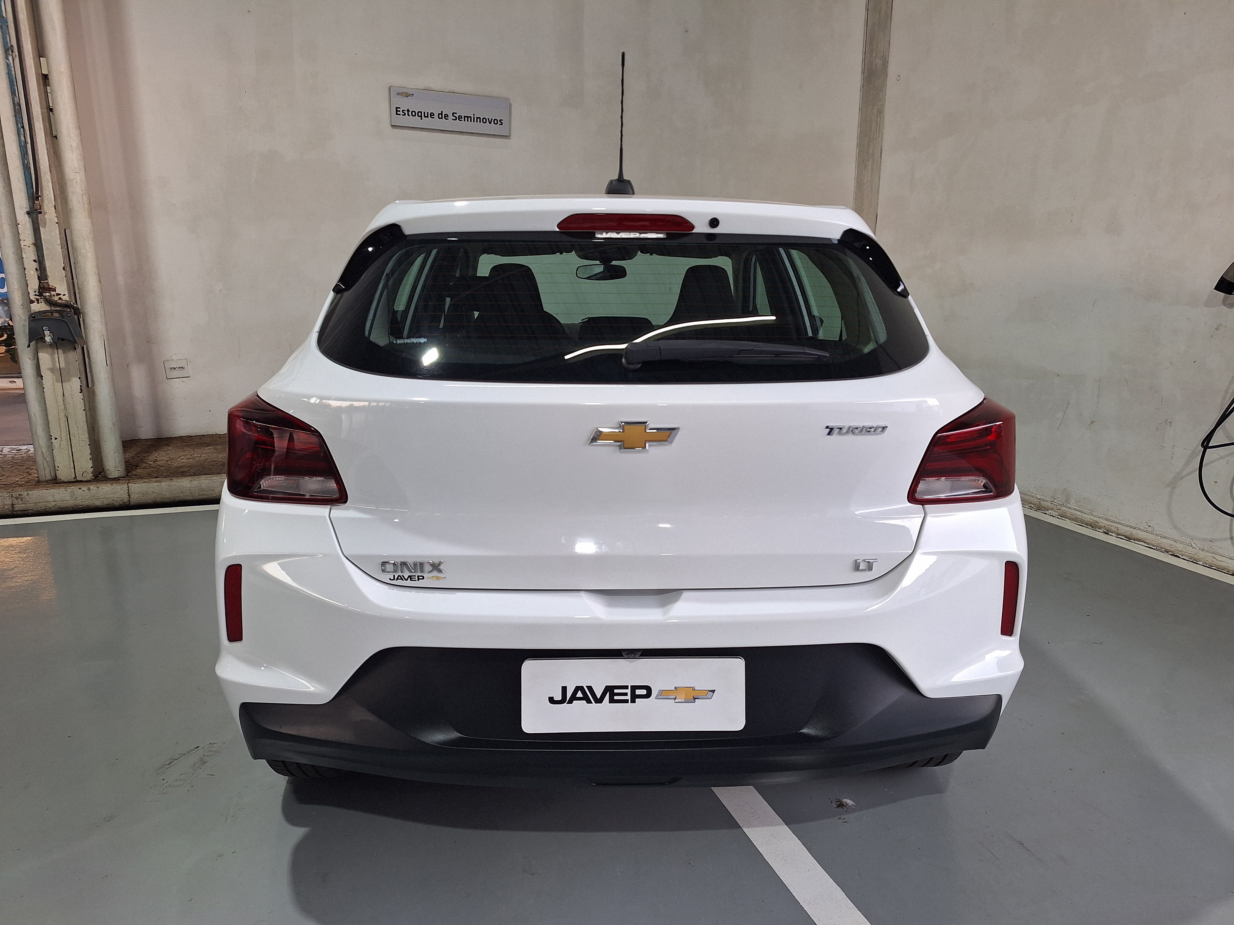Chevrolet Onix 1.0 Turbo Flex LT Automático - foto 8